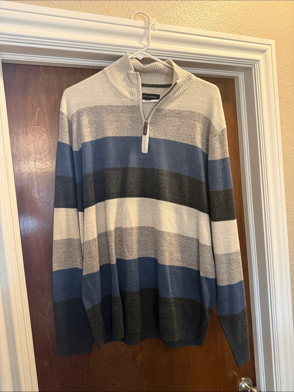 Tricots St Raphael Men’s Blue and Gray Striped Quarter-Zip Sweater